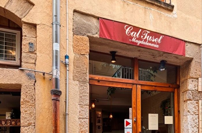 besalu-botiga-caltuset